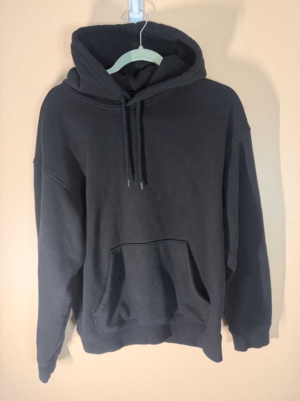 H&M Black Men's Pullover Hoodie with Kangaroo Pocket
